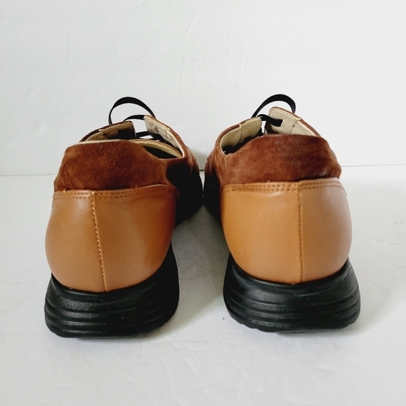 NEW Amalfi By Rangoni Firenze Brown Suede Sneakers Size 9.5 - Picture 5 of 8